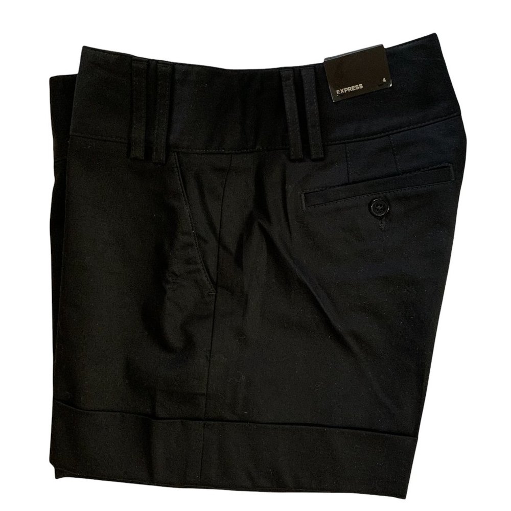 Express shorts EXJ-3259B size 4 NWT